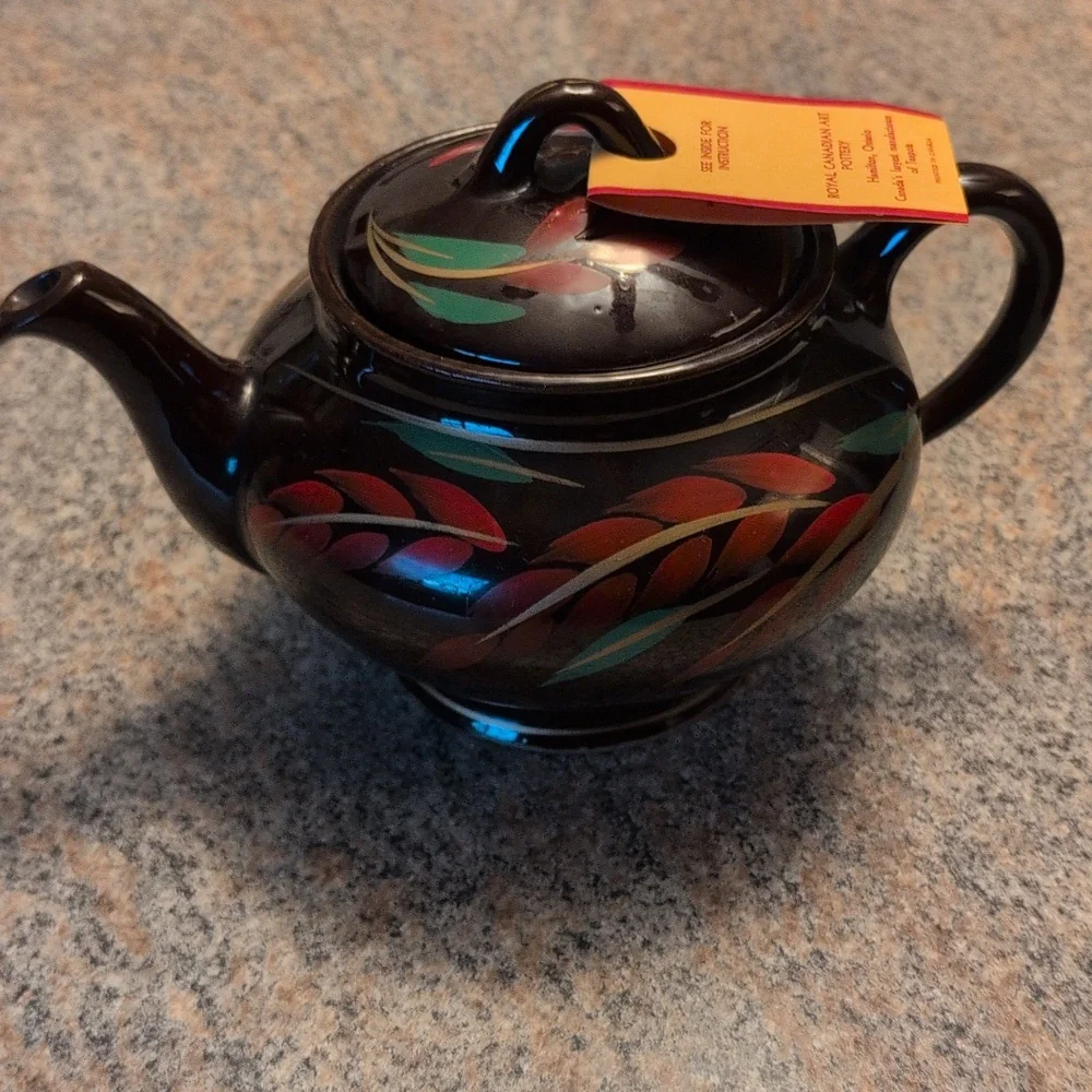 Royal Canadian Art Pottery vintage famous